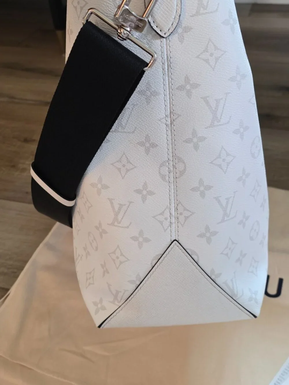 Louis Vuitton Weekend Tote NM